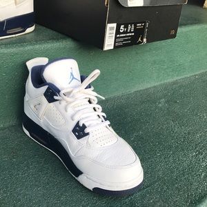 Air Jordan 4 Retro BG